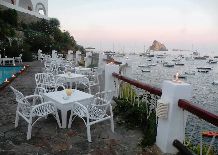 La Piazza Luxury Hotel & Spa