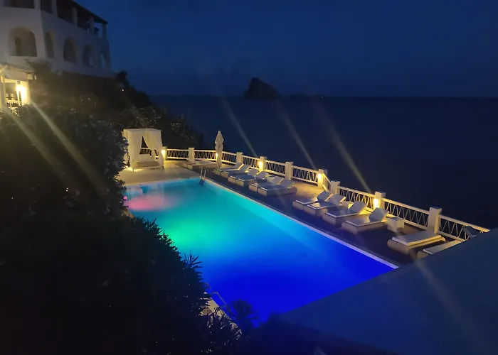 La Piazza Luxury Hotel & Spa